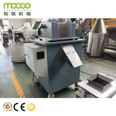 ПЛК-управляемая PP PE пластиковая пеллетная машина с инвертором ABB